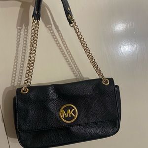 Michael Kors Back leather crossbody